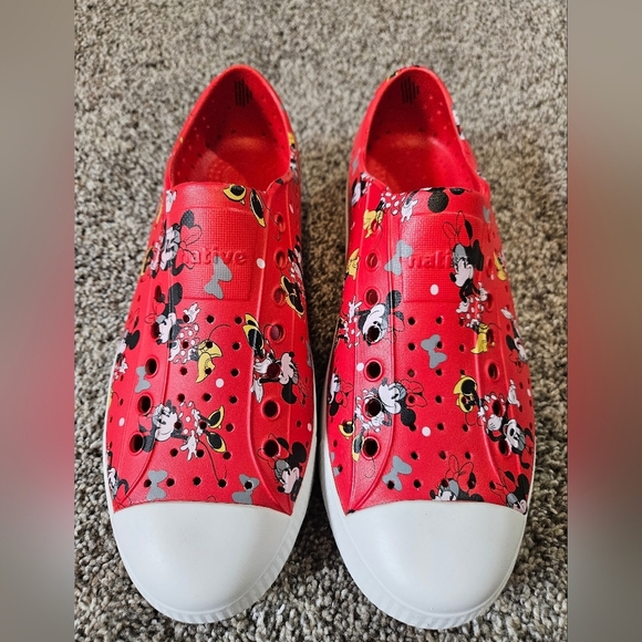 NWOT Native X Disney Minnie Mouse Jefferson Slip On Shoes 10 - Picture 10 of 12